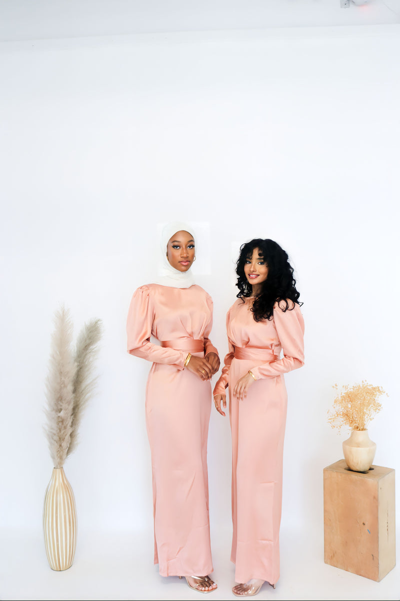 malika maxi dress blush Our MALIKA Maxi dress suits the whole friendship group Seen in Blush, Rust and Black, shop the timeless looks now at Babyboofashion.com